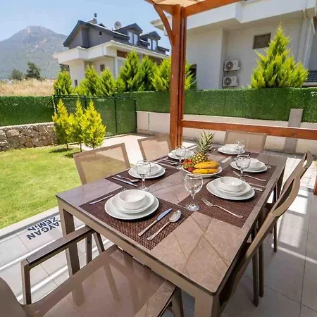 Ekin With Pool In Hisaroenu,oeluedeniz